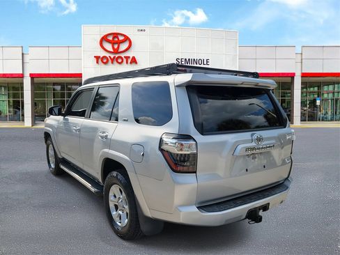 Used 2014 Toyota 4Runner SR5 image 4