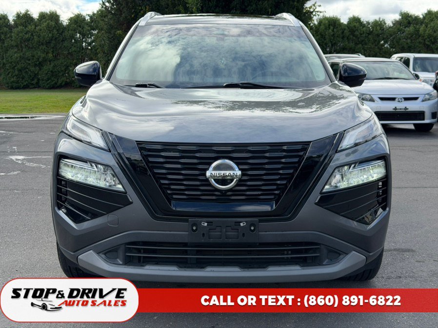 Used 2021 Nissan Rogue SV w/ Premium Package AWD/4WD image 2