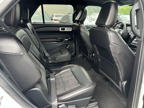 Used 2023 Ford Explorer ST-Line w/ Class IV Trailer Tow Package RWD image 38