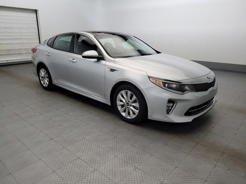 Used 2018 Kia Optima EX w/ Technology Package image 13