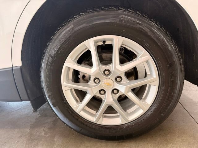Used 2024 Chevrolet Equinox LT FWD image 5