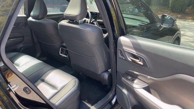 Used 2025 Toyota Crown AWD/4WD image 12