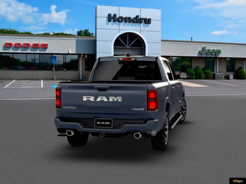 New 2026 RAM 1500 Laramie w/ Laramie Preferred Package AWD/4WD image 13