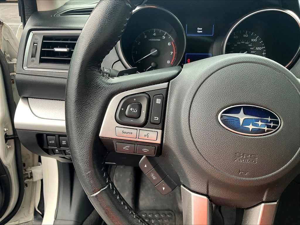 Used 2016 Subaru Outback 2.5i Premium AWD/4WD image 11