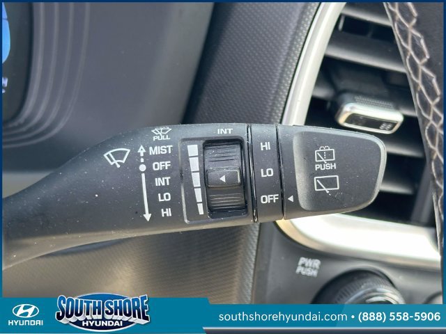 Certified 2024 Hyundai Venue SEL FWD image 23