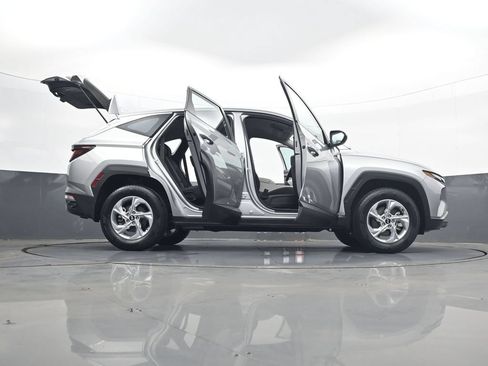 Certified 2024 Hyundai Tucson SE AWD/4WD image 33
