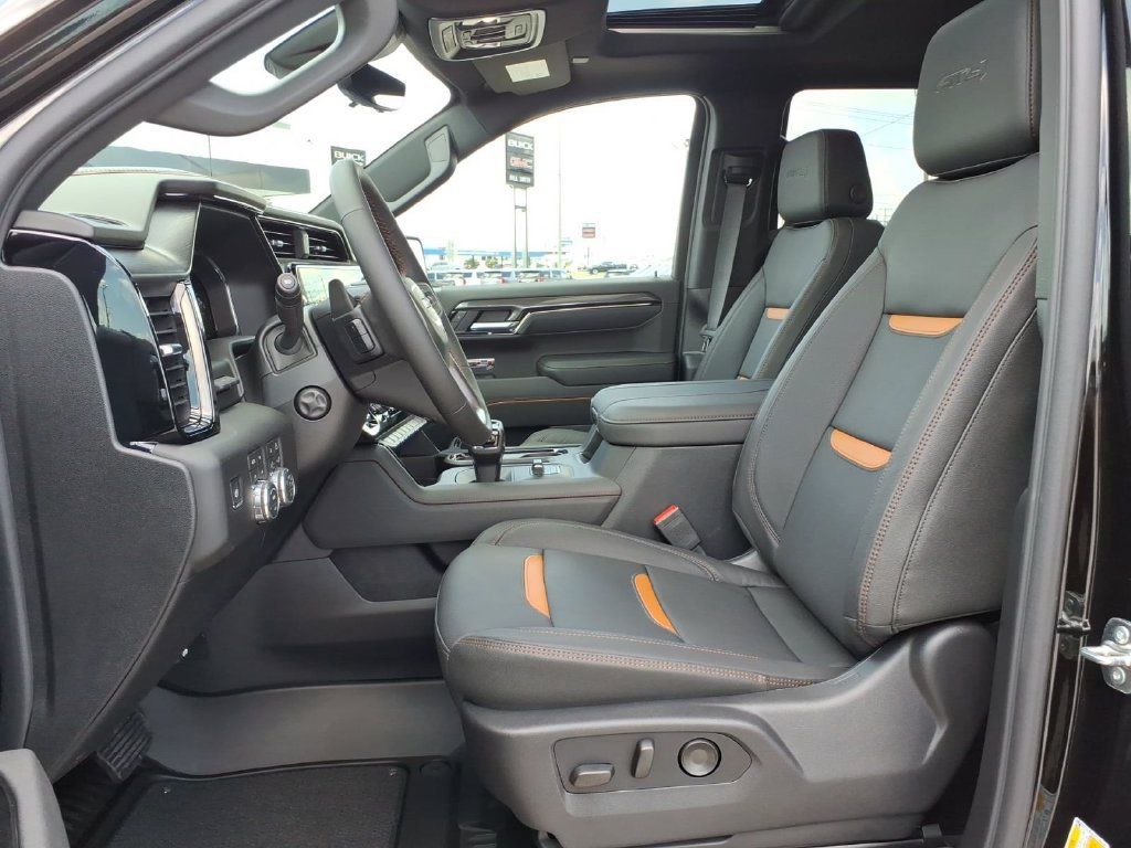 New 2026 GMC Sierra 1500 AT4 w/ AT4 Premium Package AWD/4WD image 12