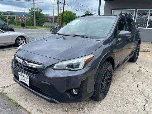 Used 2023 Subaru Crosstrek 2.5i Limited AWD/4WD image 1