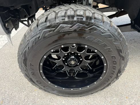 Used 2014 Ford F250 Lariat w/ Chrome Package AWD/4WD image 7