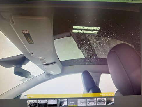 Used 2023 Tesla Model Y Long Range AWD/4WD image 15