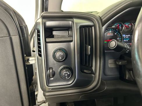 Used 2018 Chevrolet Silverado 1500 LTZ Z71 w/ Redline Edition AWD/4WD image 19