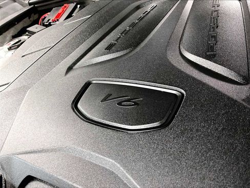 Used 2024 Porsche Cayenne image 38