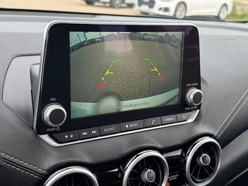 Used 2025 Nissan Sentra SV FWD image 23