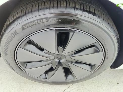 Used 2025 Tesla Model 3 RWD image 55
