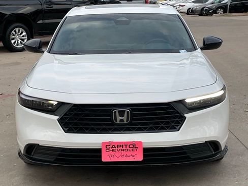 Used 2025 Honda Accord Sport image 7