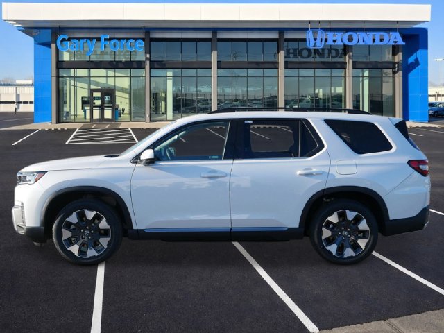 New 2026 Honda Pilot Elite image 2