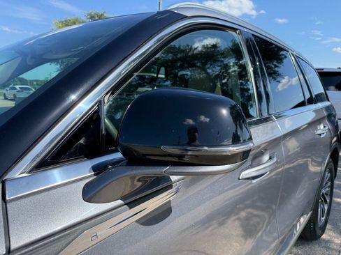 Used 2022 Lincoln Aviator 2WD image 10