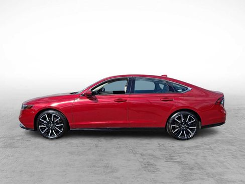 Used 2023 Honda Accord Touring image 6