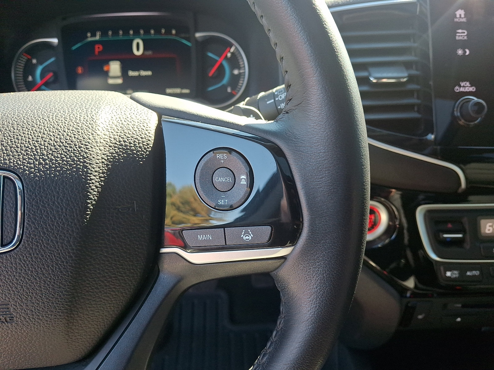 Certified 2022 Honda Pilot Touring image 23