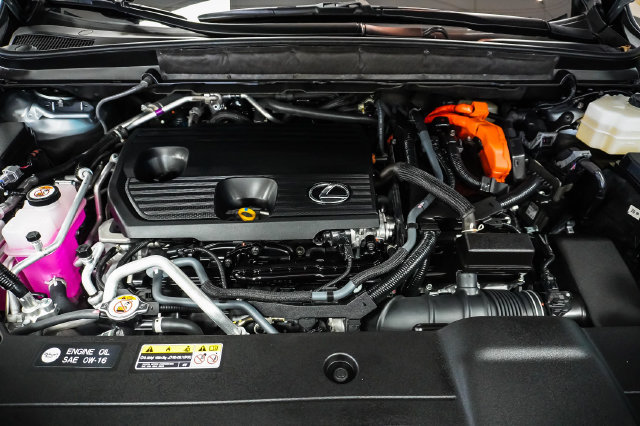 Certified 2026 Lexus RX 450h AWD w/ Convenience Package image 27
