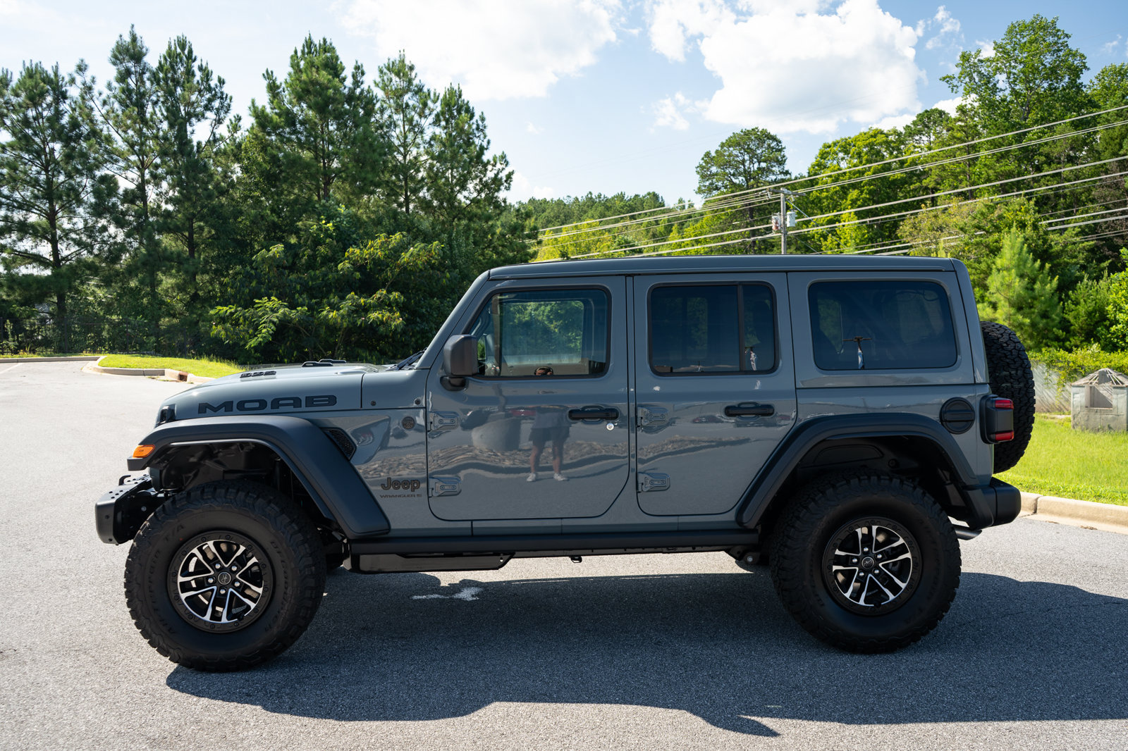 New 2026 Jeep Wrangler Unlimited Rubicon 392 w/ Quick Order Package 27X Moab AWD/4WD image 16