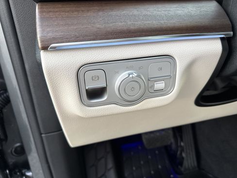 New 2026 Mercedes-Benz GLE 450 4MATIC image 13