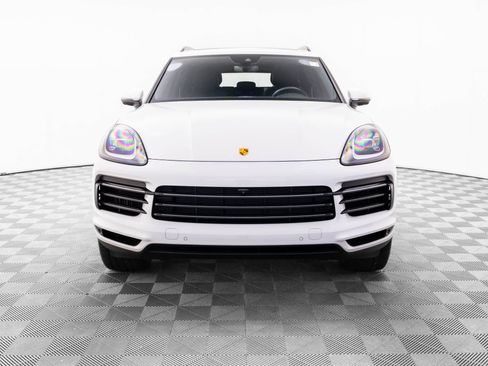 Used 2022 Porsche Cayenne Platinum Edition AWD/4WD image 9