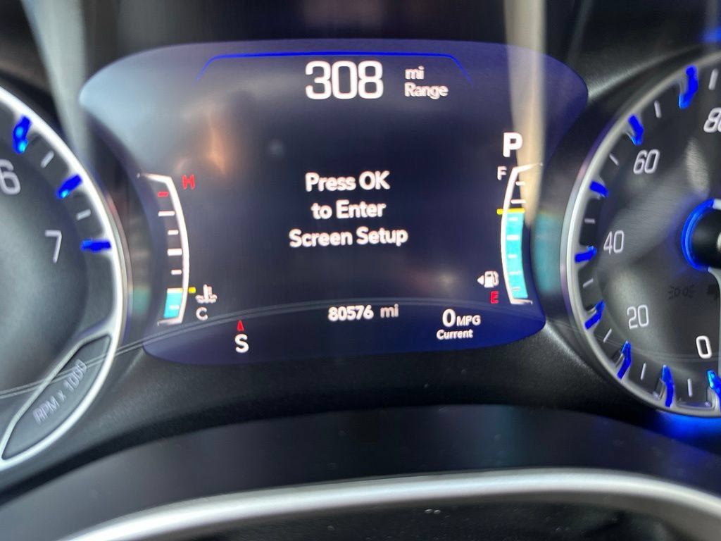 Used 2022 Chrysler Pacifica Touring-L FWD image 17