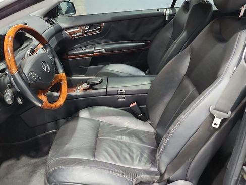 Used 2011 Mercedes-Benz CL 550 4MATIC image 39