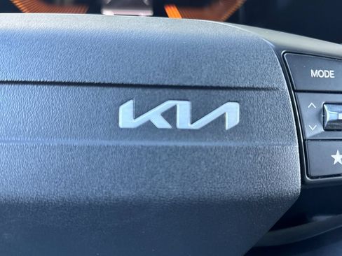 Used 2025 Kia K4 FWD image 37