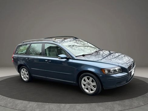 Used 2006 Volvo V50 2.4i image 8