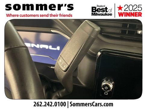 Used 2024 GMC Sierra 2500 Denali Ultimate AWD/4WD image 22
