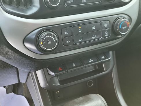 Used 2015 Chevrolet Colorado LT w/ LT Convenience Package image 22