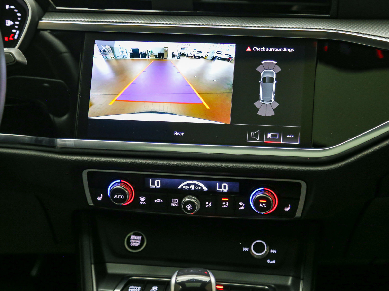 Certified 2025 Audi Q3 2.0T Premium AWD/4WD image 14