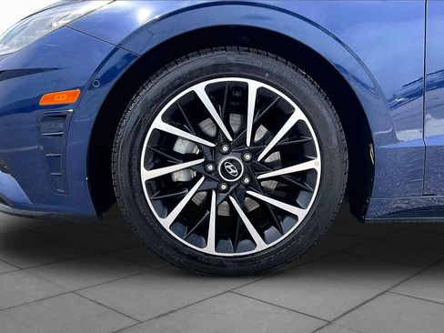 Used 2021 Hyundai Sonata Limited FWD image 11