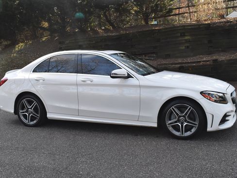 Used 2020 Mercedes-Benz C 300 4MATIC Sedan image 10