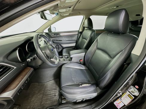 Used 2018 Subaru Outback 2.5i Limited image 13