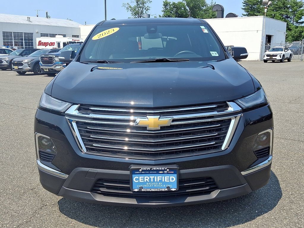 Certified 2023 Chevrolet Traverse LT AWD/4WD image 2