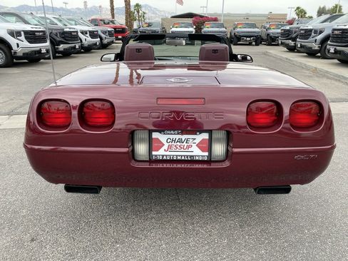 Used 1993 Chevrolet Corvette Convertible image 29