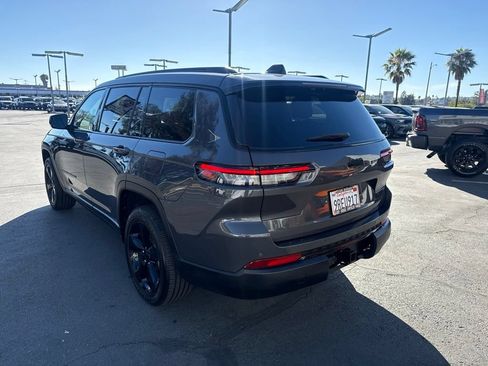 Used 2024 Jeep Grand Cherokee L Altitude RWD image 5