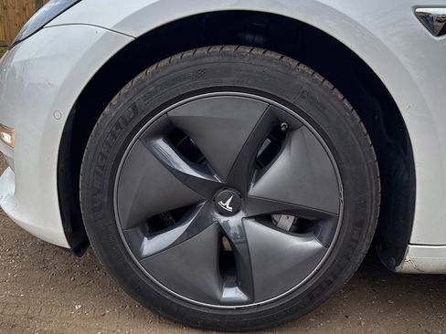 Used 2020 Tesla Model 3 Long Range image 3