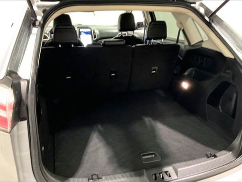 Used 2023 Ford Edge SEL image 38