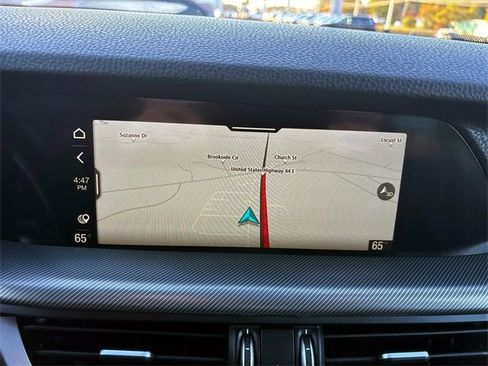 Used 2024 Alfa Romeo Stelvio Veloce image 22