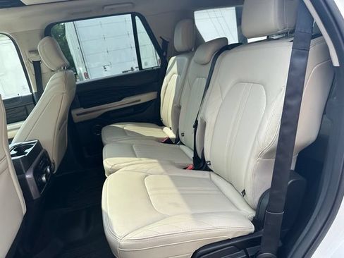 Used 2020 Ford Expedition Platinum AWD/4WD image 25