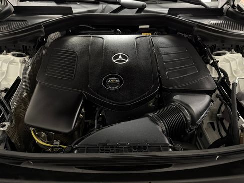 Certified 2026 Mercedes-Benz GLC 300 image 41