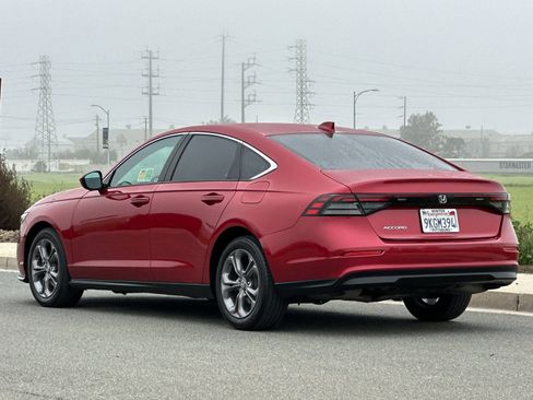 Used 2024 Honda Accord EX image 6