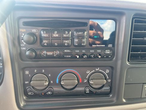 Used 2000 Chevrolet Silverado 1500 LS RWD image 15