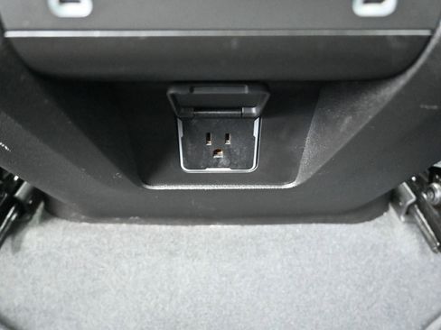 Certified 2021 Chevrolet Tahoe Z71 image 24