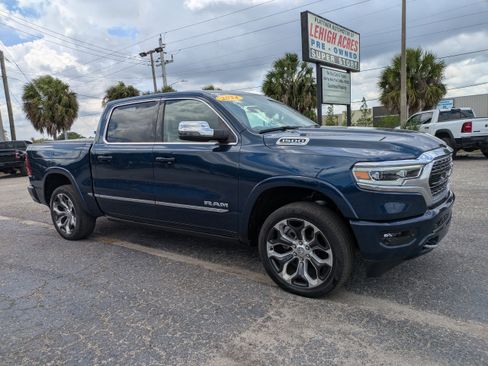 Used 2024 RAM 1500 Limited AWD/4WD image 2