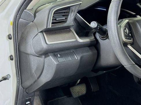 Used 2018 Honda Civic EX image 8